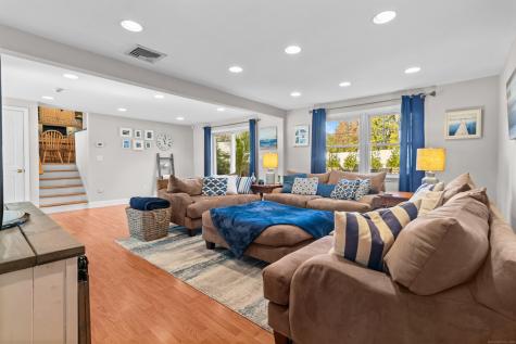 14 Dairy Farm Road Norwalk CT 06851