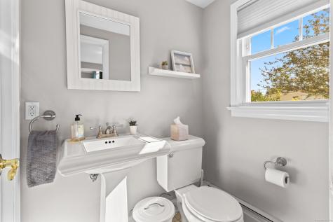 14 Dairy Farm Road Norwalk CT 06851