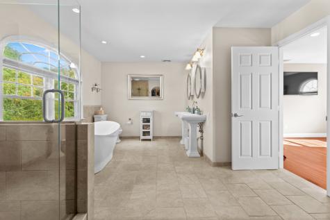 14 Dairy Farm Road Norwalk CT 06851