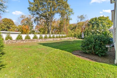 14 Dairy Farm Road Norwalk CT 06851