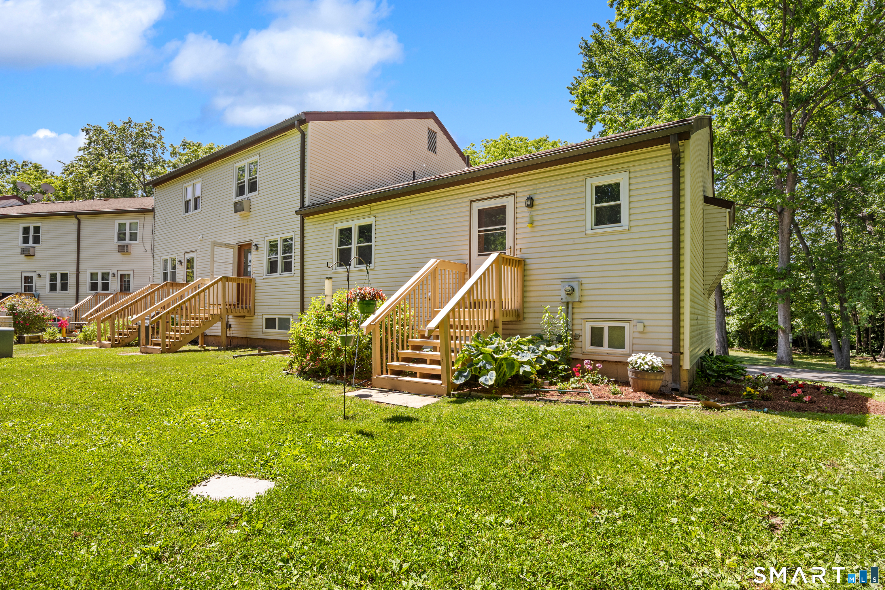 23 Hart Place Plainville CT 06062