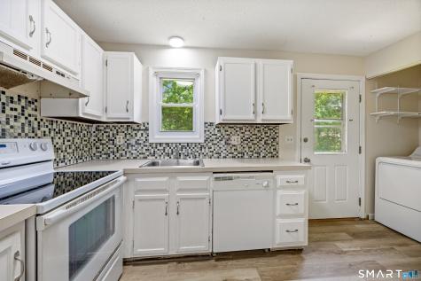 23 Hart Place Plainville CT 06062