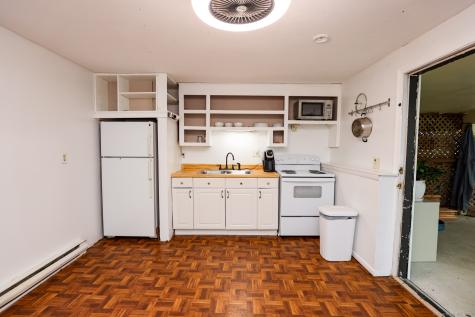 38 White Plains Road Norwich CT 06360