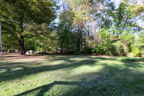 38 White Plains Road Norwich CT 06360