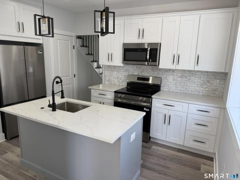 105 Hillcrest Avenue New Britain CT 06053