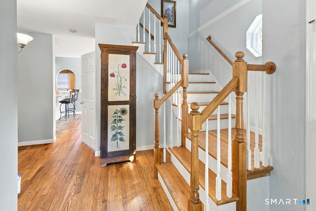 25 Oakwood Road East Lyme CT 06357
