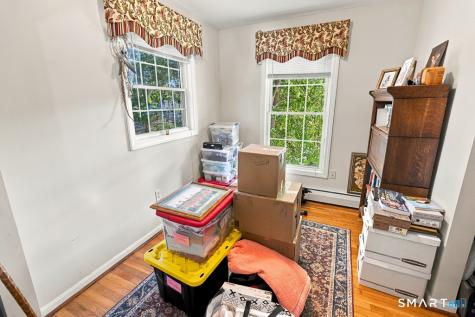 25 Oakwood Road East Lyme CT 06357
