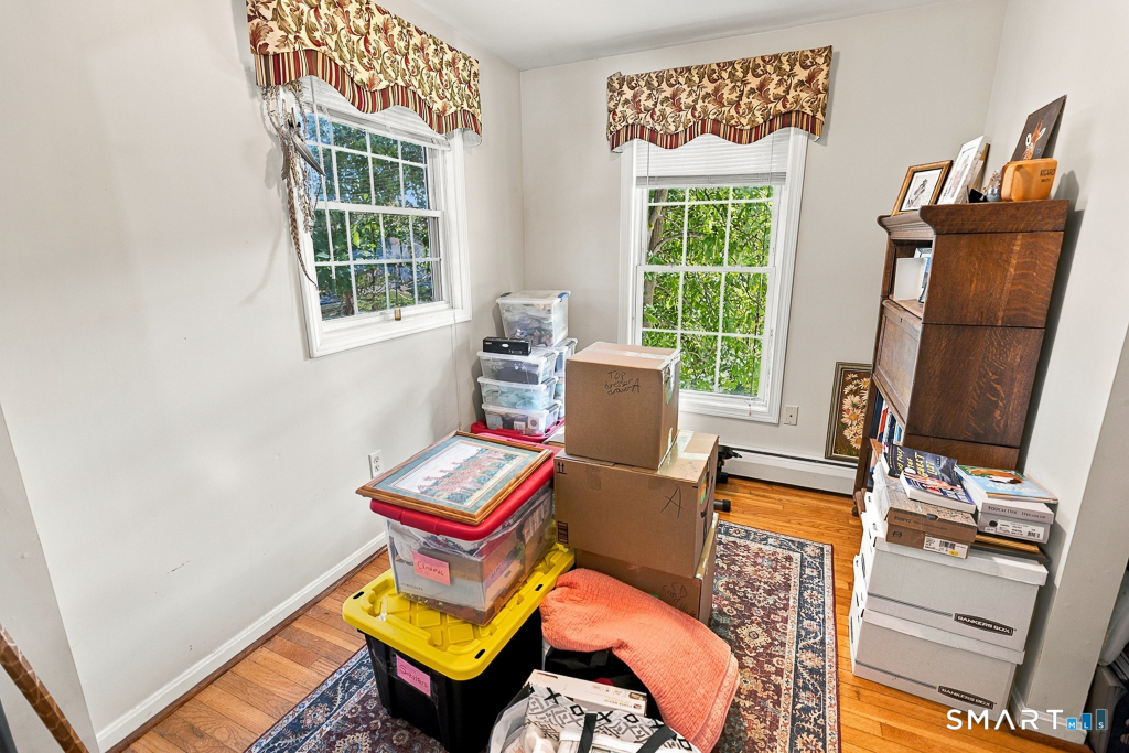 25 Oakwood Road East Lyme CT 06357