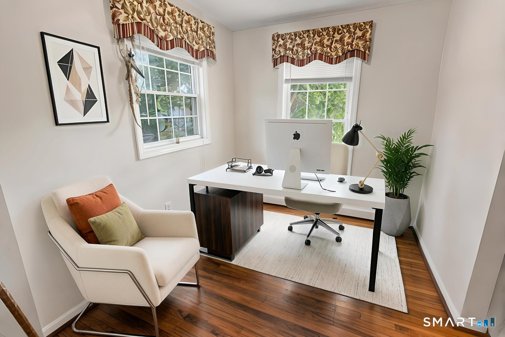 25 Oakwood Road East Lyme CT 06357