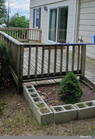 31 Hewitt Drive Montville CT 06382