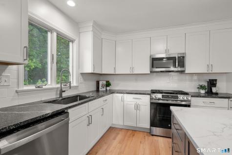 440 Lakeview Drive Suffield CT 06093
