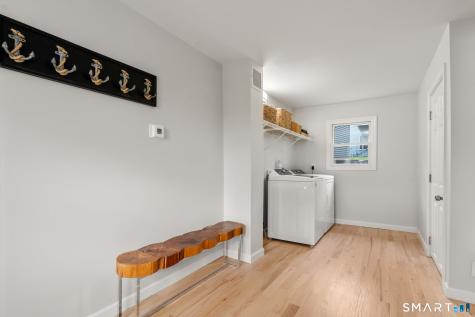 440 Lakeview Drive Suffield CT 06093