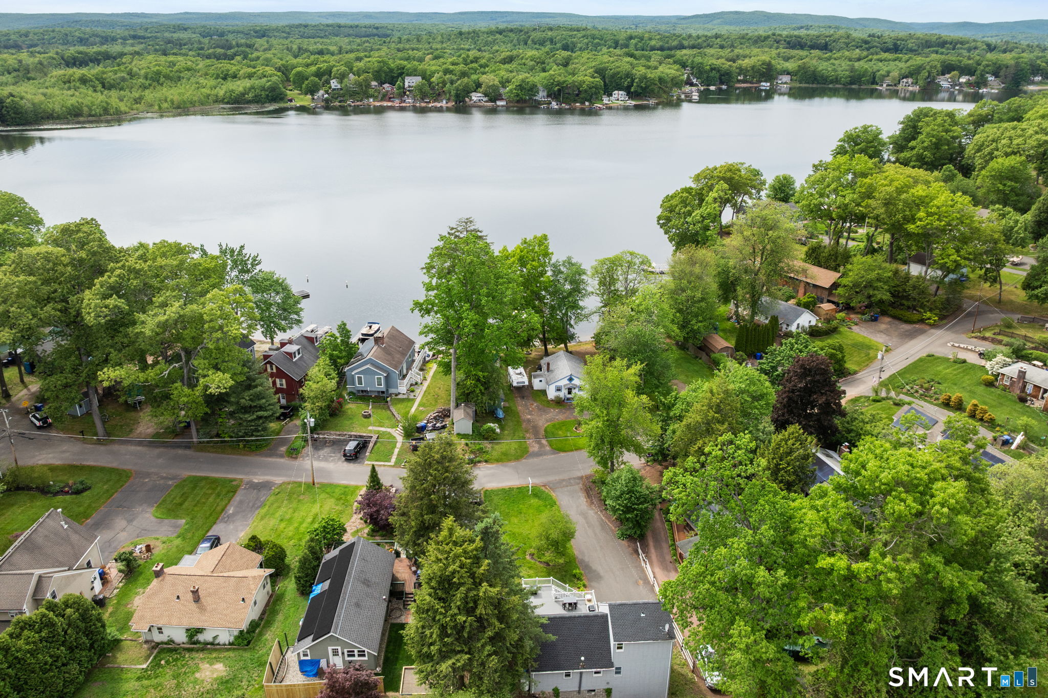 440 Lakeview Drive Suffield CT 06093