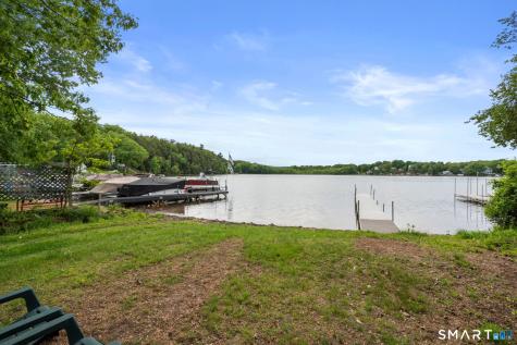 440 Lakeview Drive Suffield CT 06093