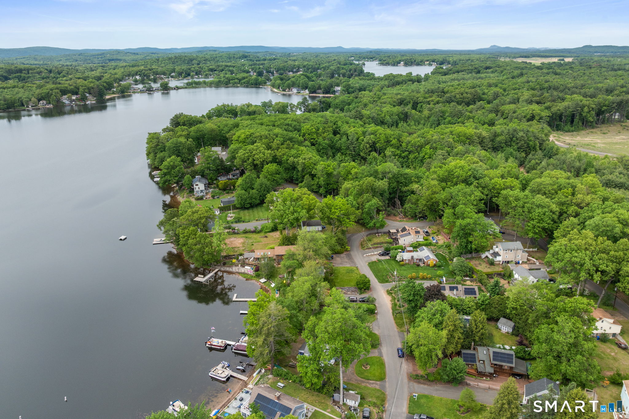 440 Lakeview Drive Suffield CT 06093