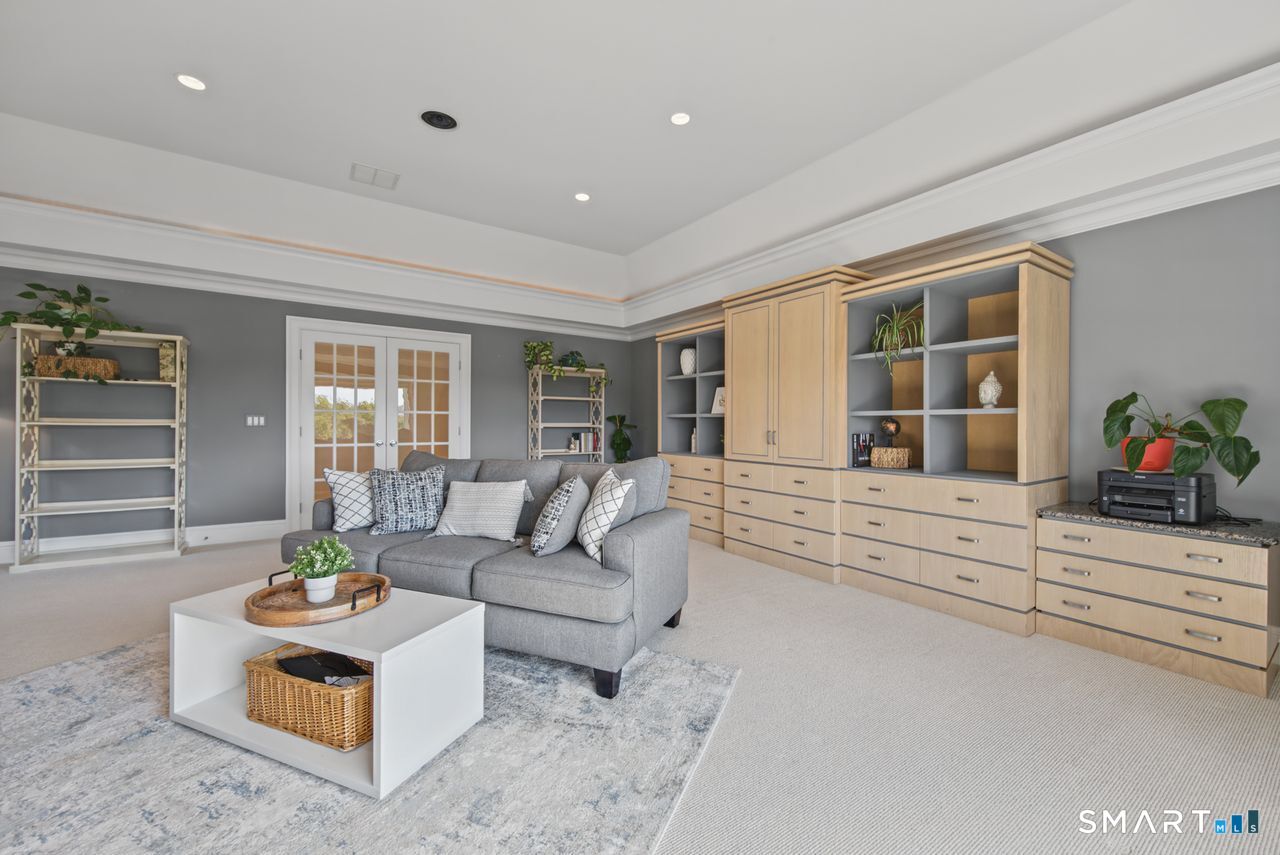39 Hazen Drive Avon CT 06001
