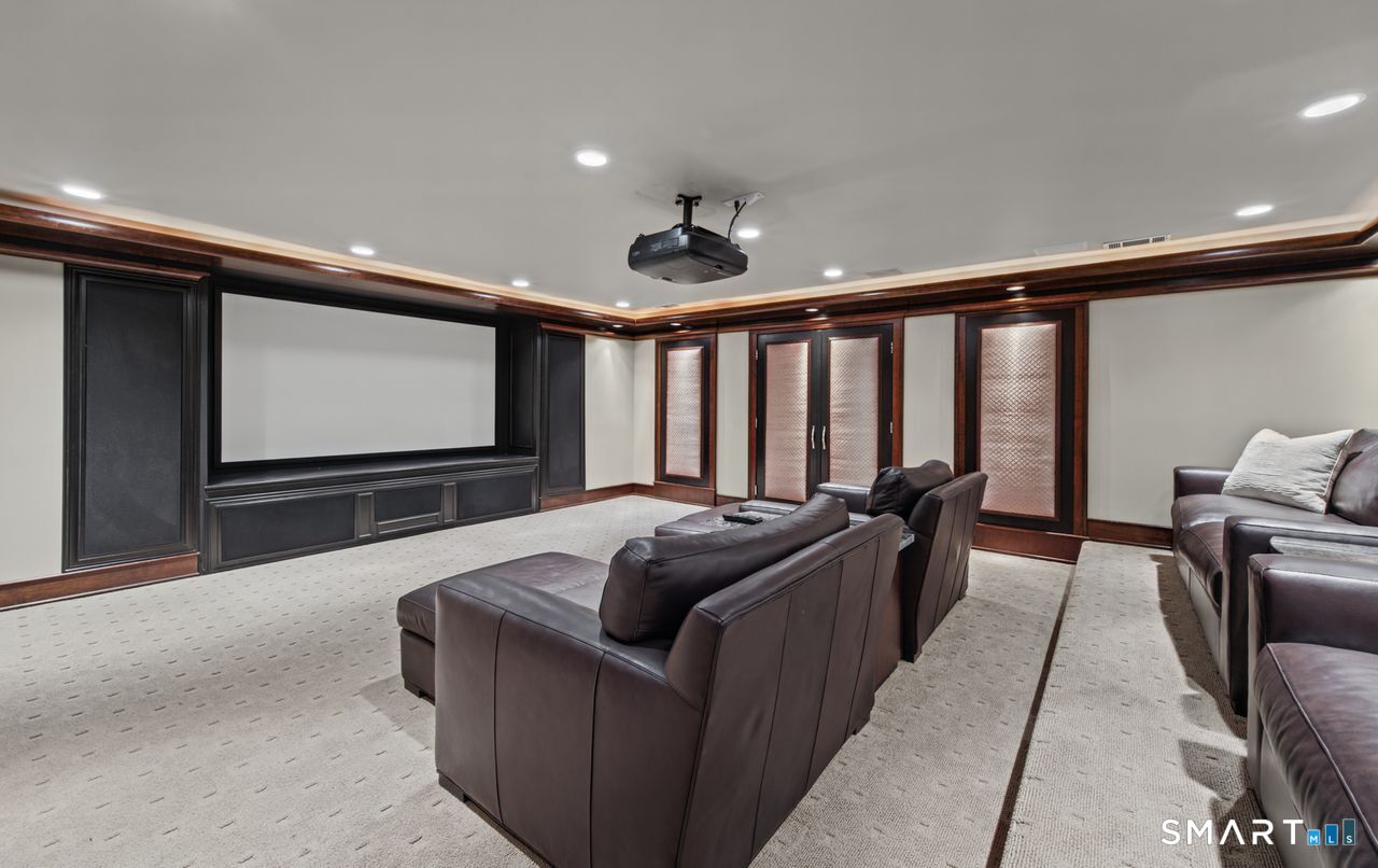 39 Hazen Drive Avon CT 06001