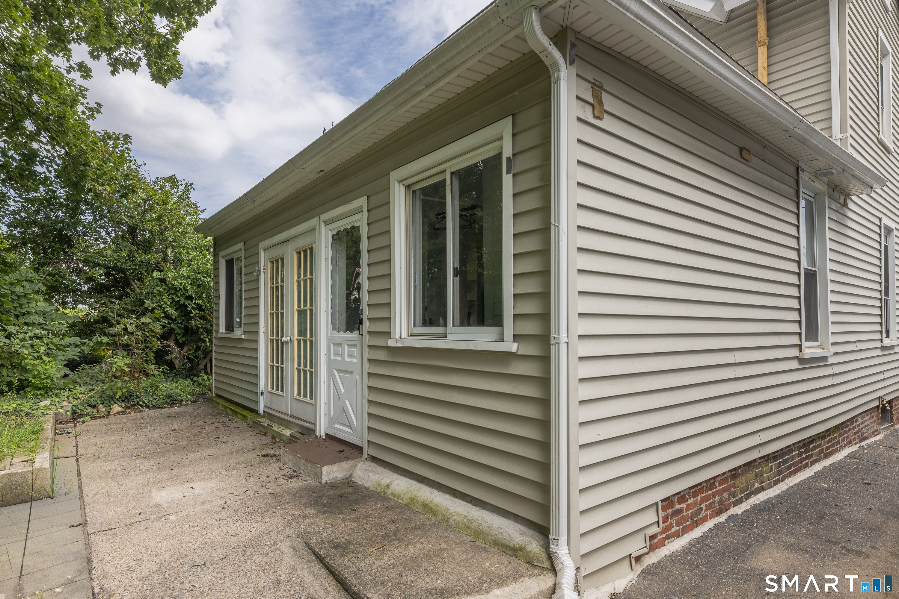 153 Ward Street Naugatuck CT 06770