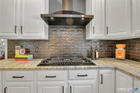 18 Jacob Lane Killingworth CT 06419