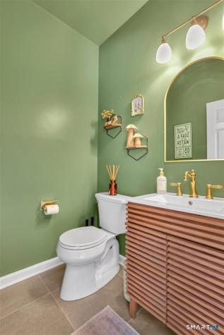 18 Jacob Lane Killingworth CT 06419