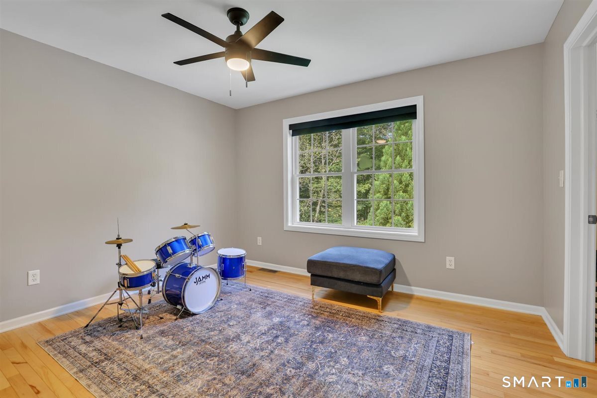 18 Jacob Lane Killingworth CT 06419