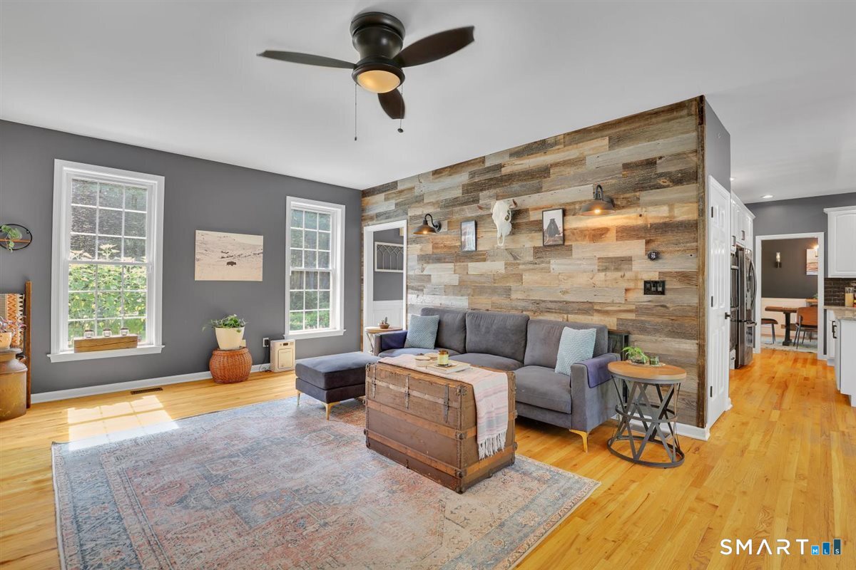 18 Jacob Lane Killingworth CT 06419
