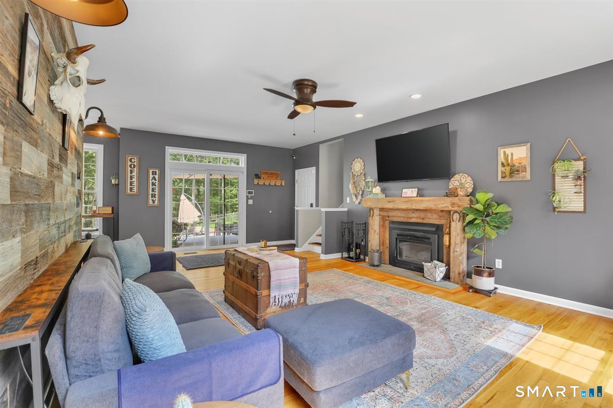 18 Jacob Lane Killingworth CT 06419