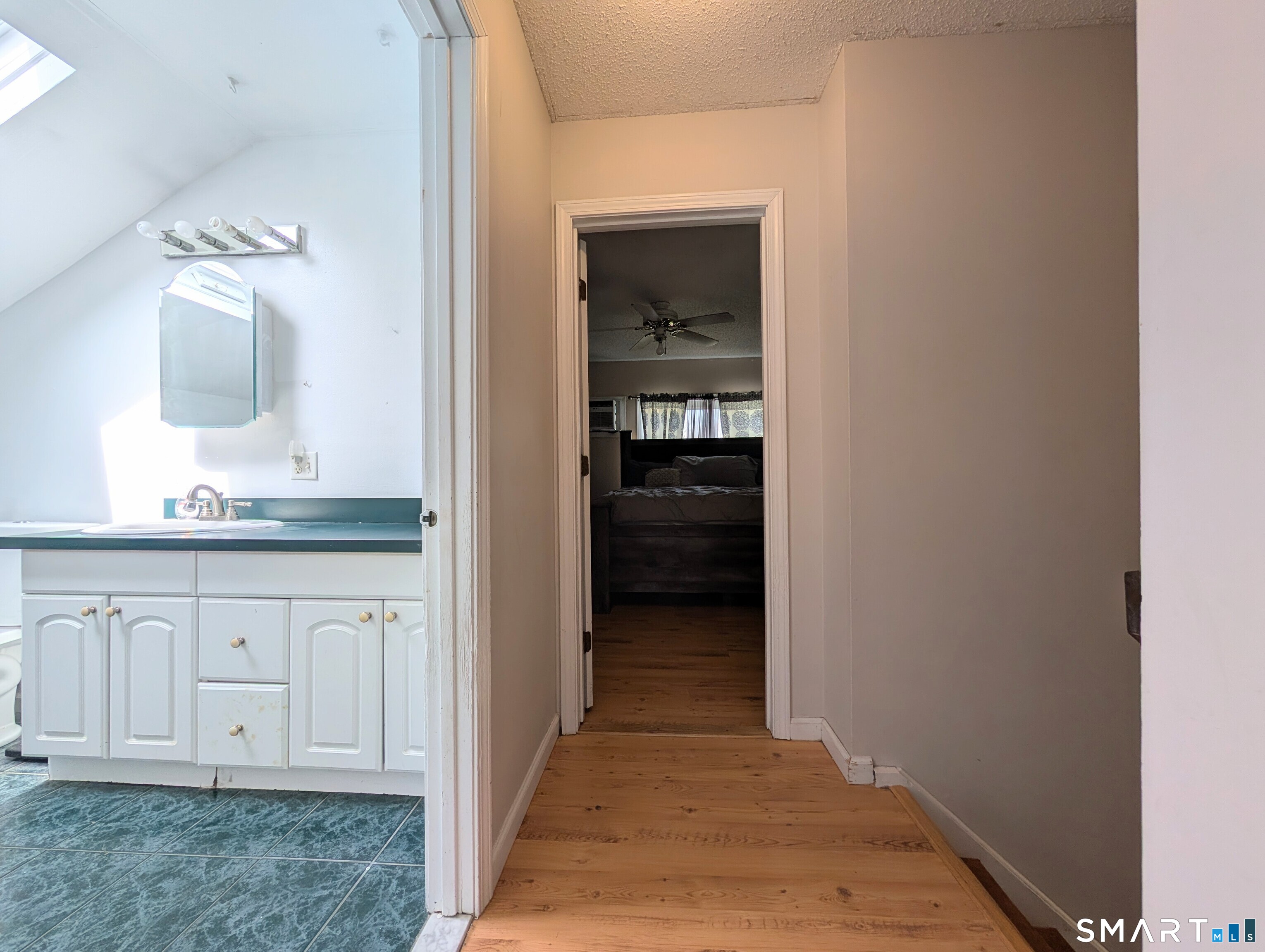 18 Cadbury Place Naugatuck CT 06770