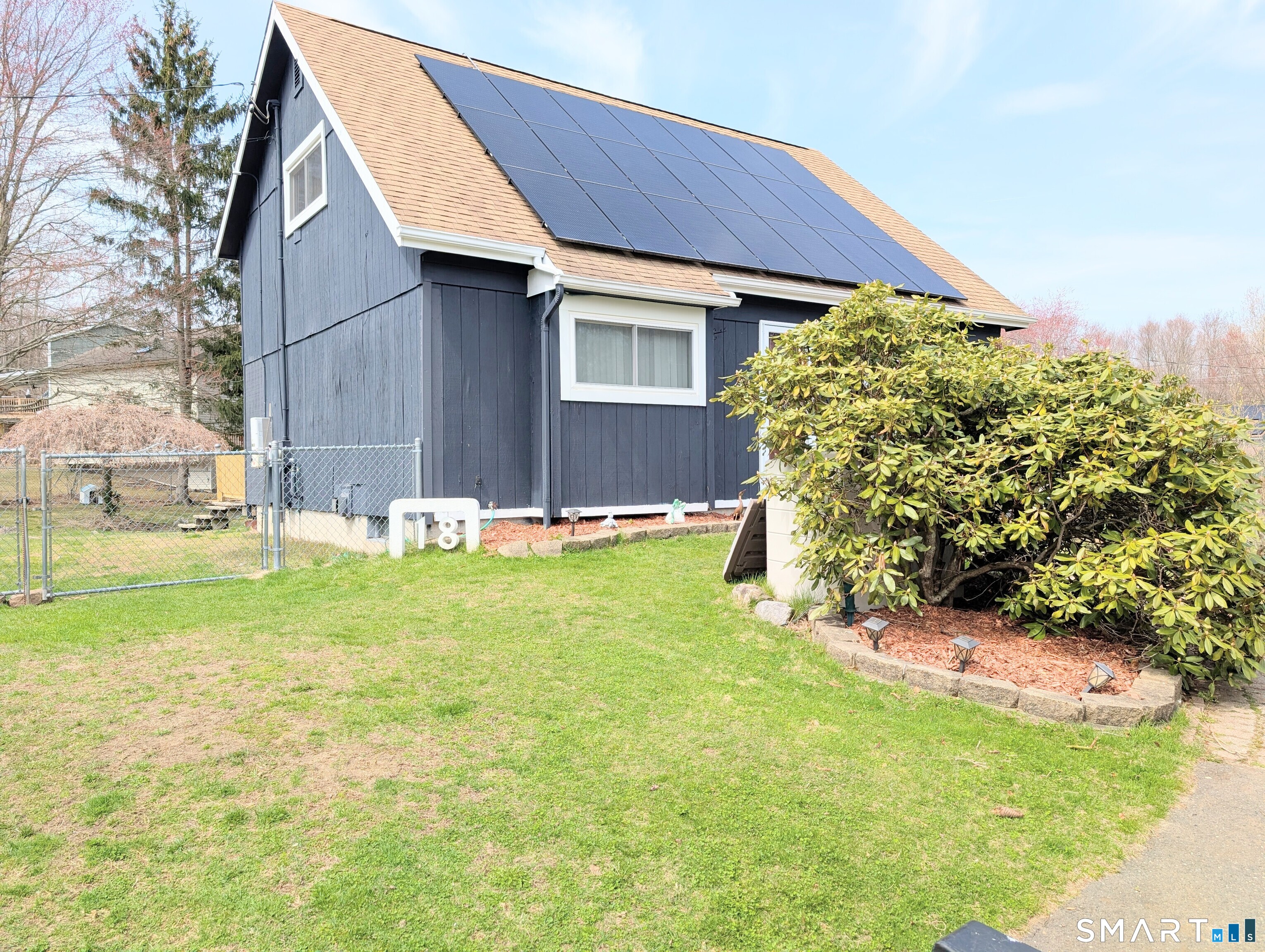 18 Cadbury Place Naugatuck CT 06770