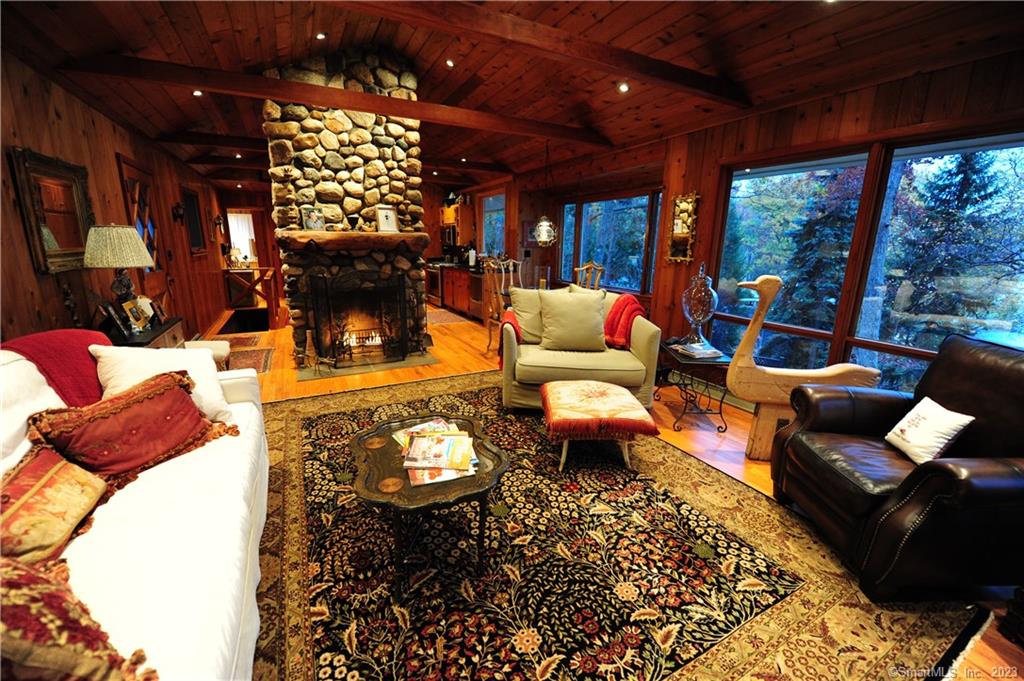 134 Lake South Drive New Fairfield, CT Real Estate Listing 