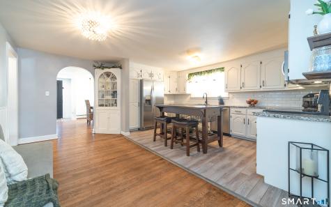 25 Garfield Avenue Middletown CT 06457