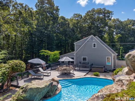 6 Nutmeg Circle Old Saybrook CT 06475