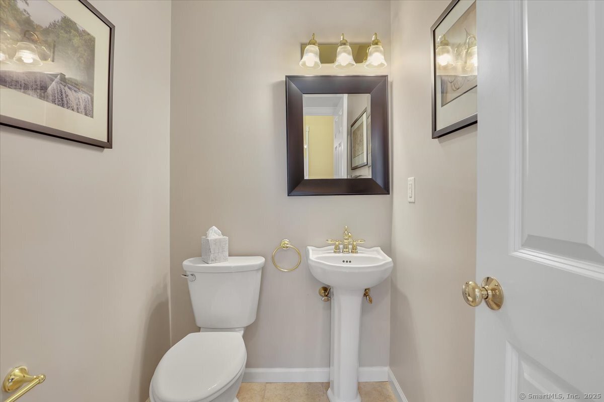 94 Stonehouse Road Coventry CT 06238