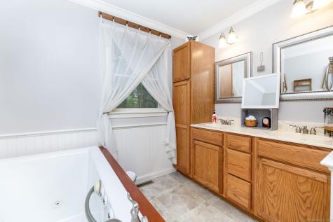 74 Pinebrook Road Colchester CT 06415