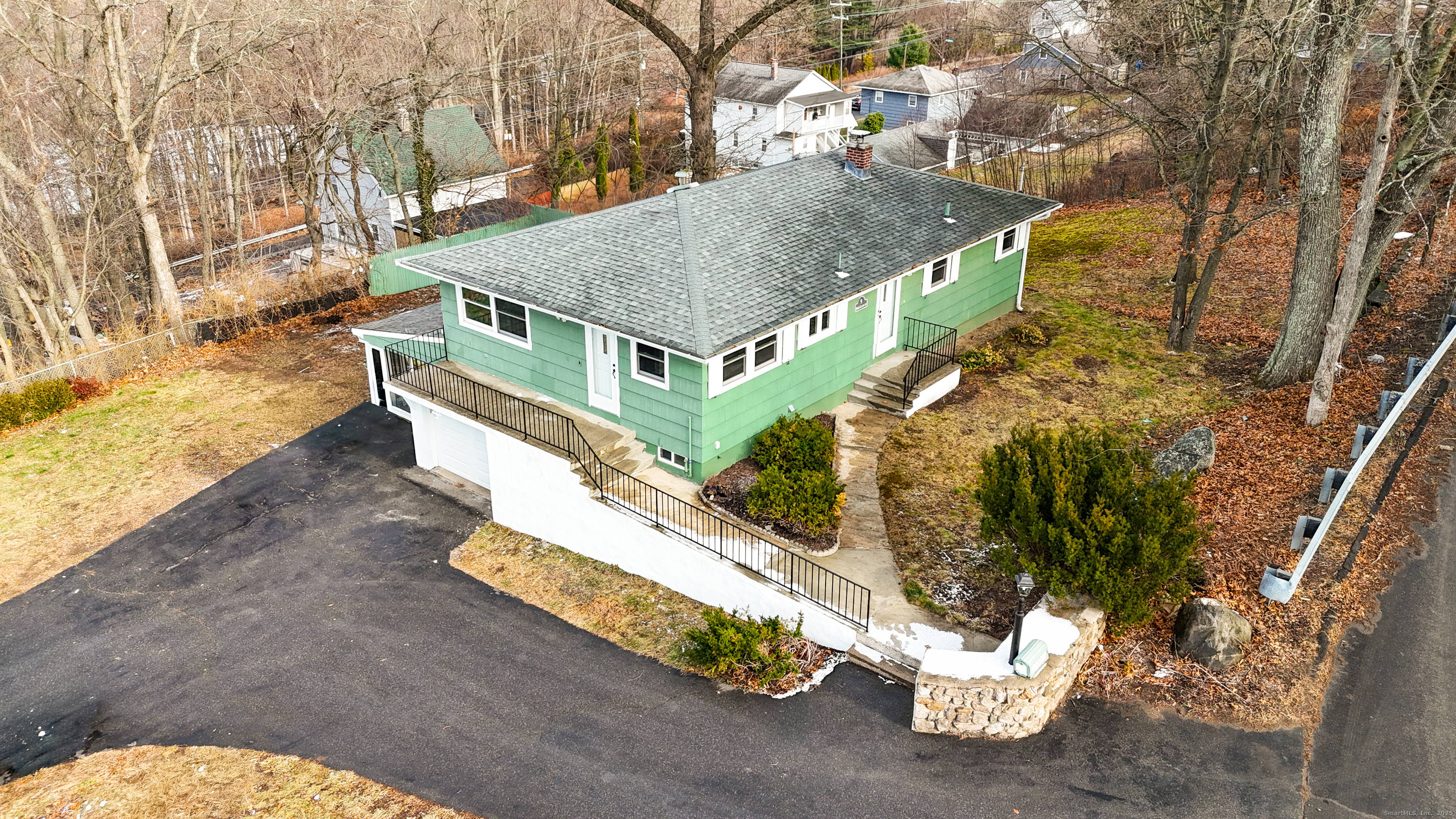 9 Rhode Island Avenue Waterbury CT 06704