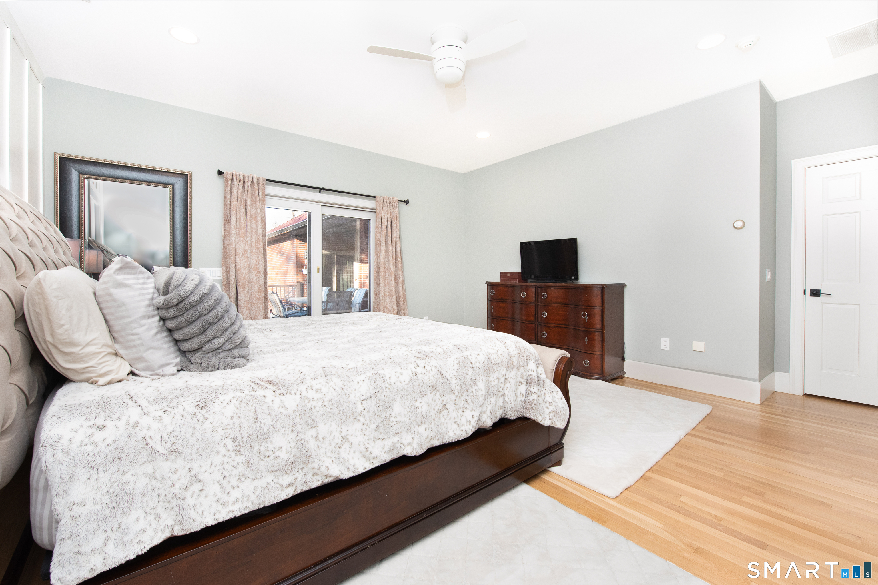 35 Golden Hill Lane Shelton CT 06484