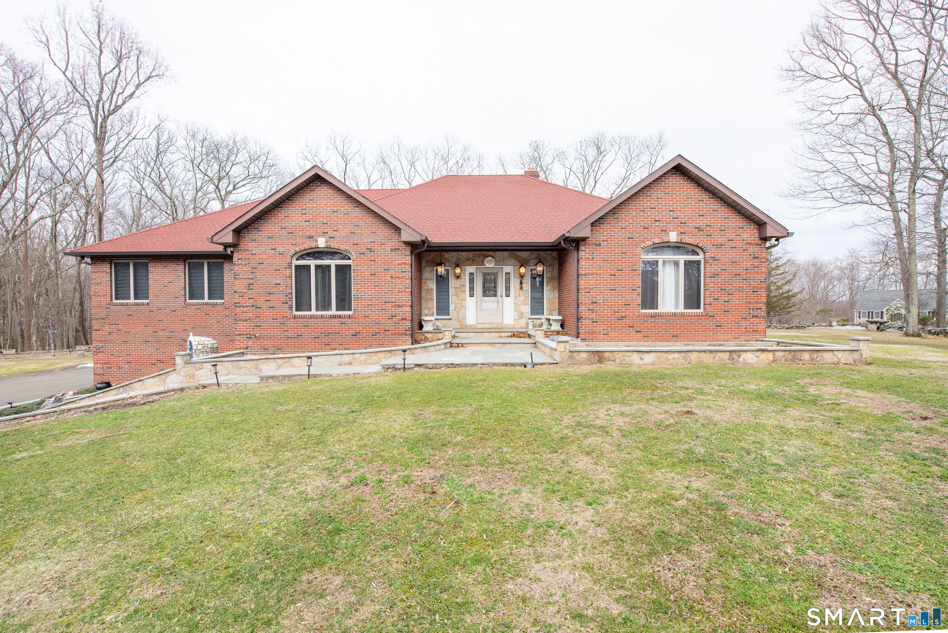 35 Golden Hill Lane Shelton CT 06484