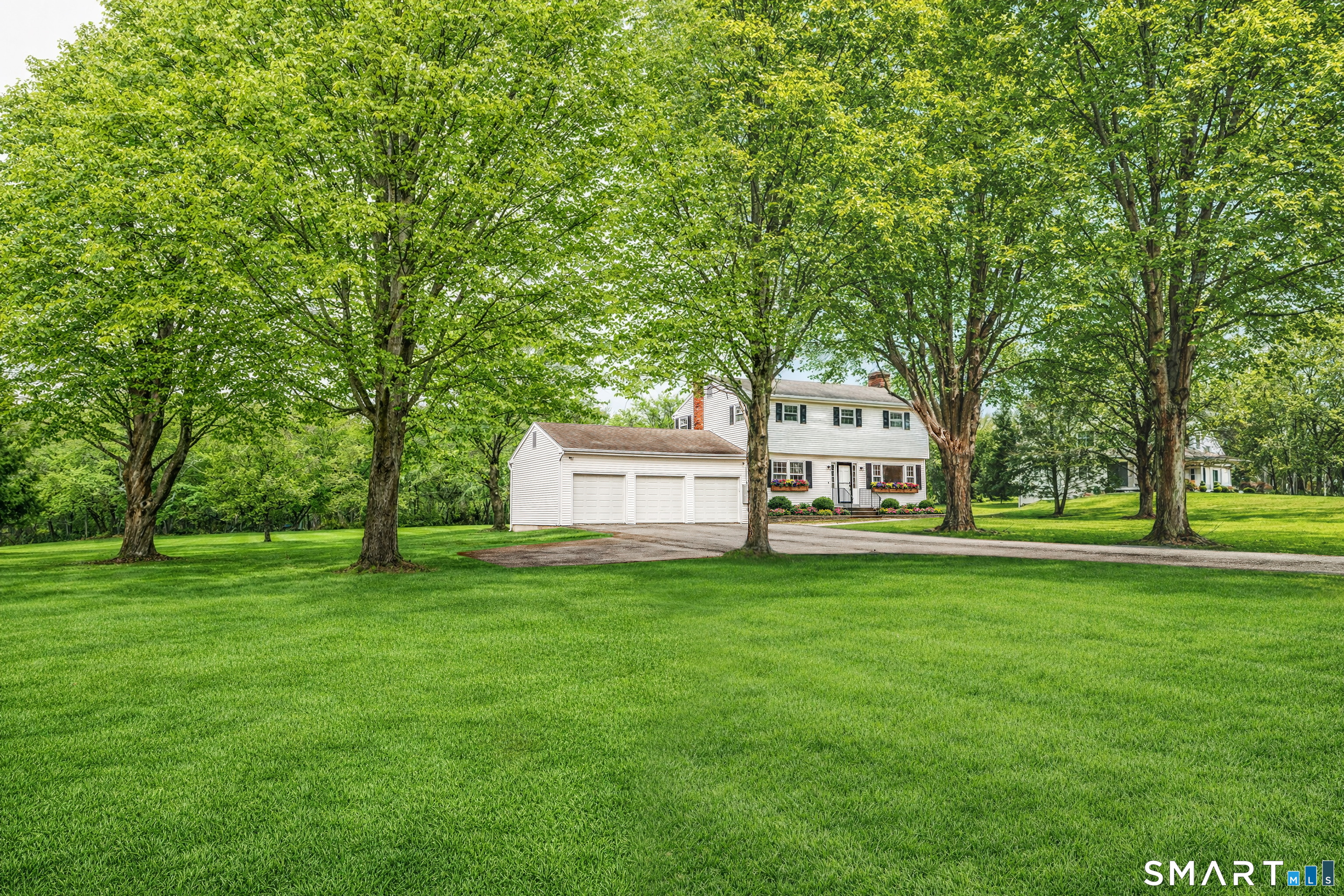 408 Hut Hill Road Bridgewater CT 06752