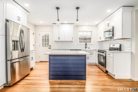 408 Hut Hill Road Bridgewater CT 06752