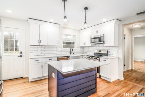 408 Hut Hill Road Bridgewater CT 06752