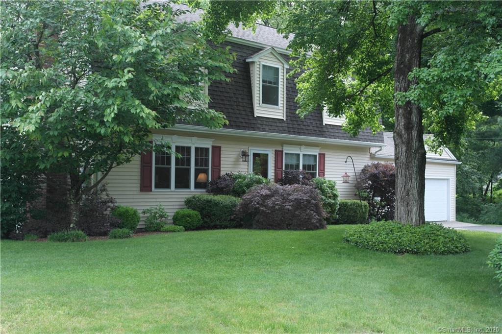 21 Bonnie Brae Drive Newtown CT 06470