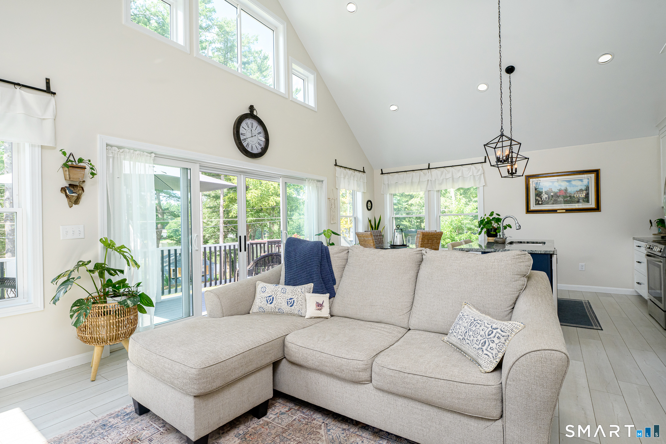 4 Oak Drive Woodstock CT 06281