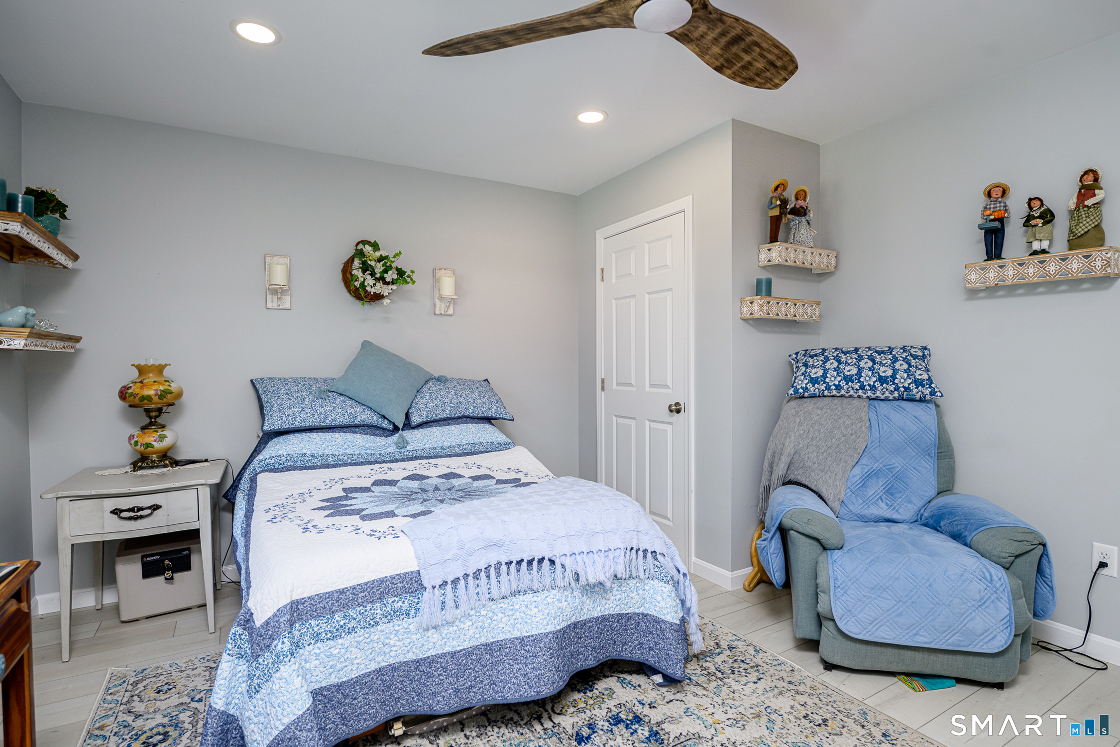 4 Oak Drive Woodstock CT 06281