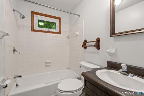 15 Happy Acres Road Clinton CT 06413