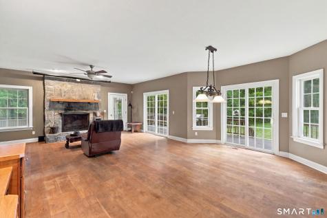 140 Elk Drive Southbury CT 06488