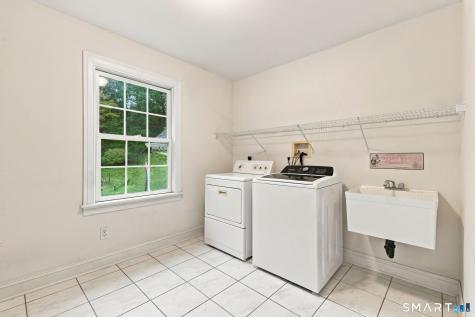 140 Elk Drive Southbury CT 06488