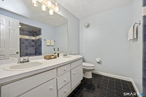 29 Meeting House Lane Westbrook CT 06498