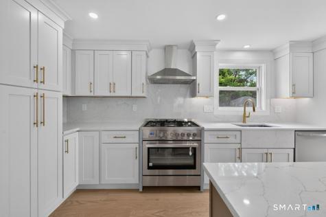 741 Old Stratfield Road Fairfield CT 06825