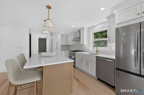 741 Old Stratfield Road Fairfield CT 06825