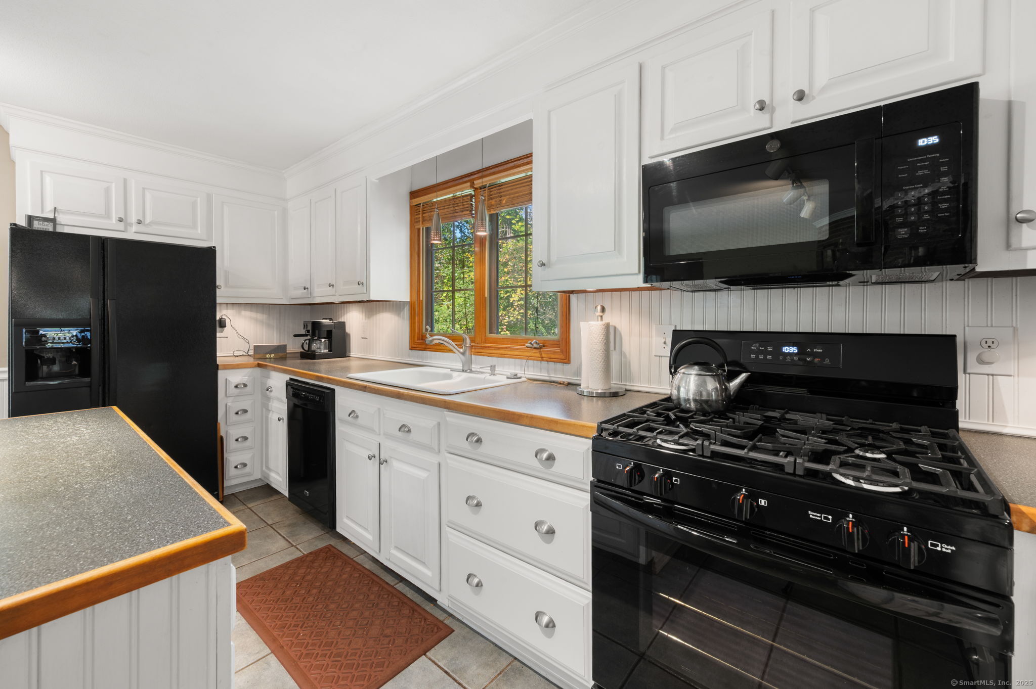 383 Lathrop Road Plainfield CT 06374